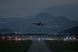 US Allocates $201 Million for Airport Lighting Projects