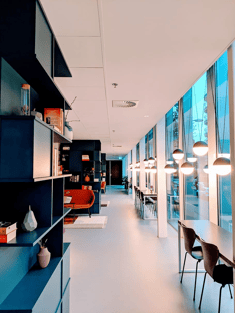 Office lighting using energy efficient lighting fixtures